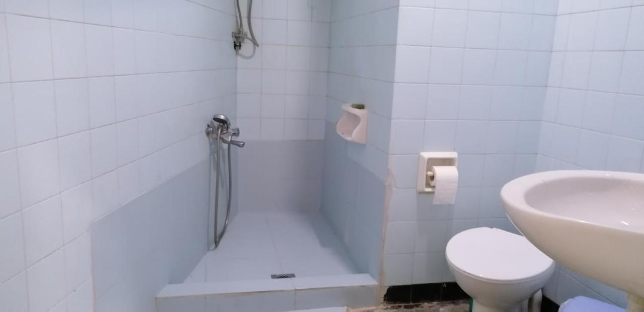 Shared Rooms Near Acropolis And Monastiraki Atena Exterior foto